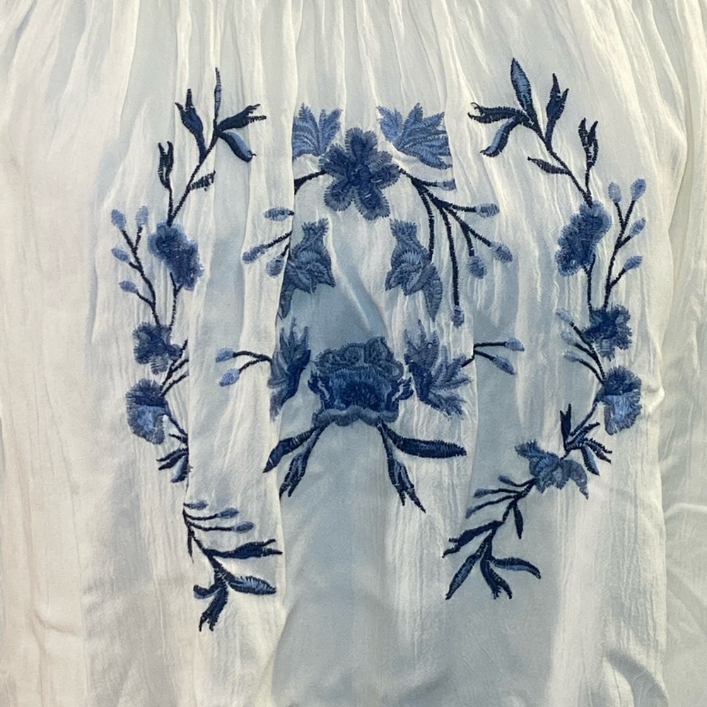 AMERICAN EAGLE OUTFITTERS Floral Off Shoulder Top - Picture 2 of 6